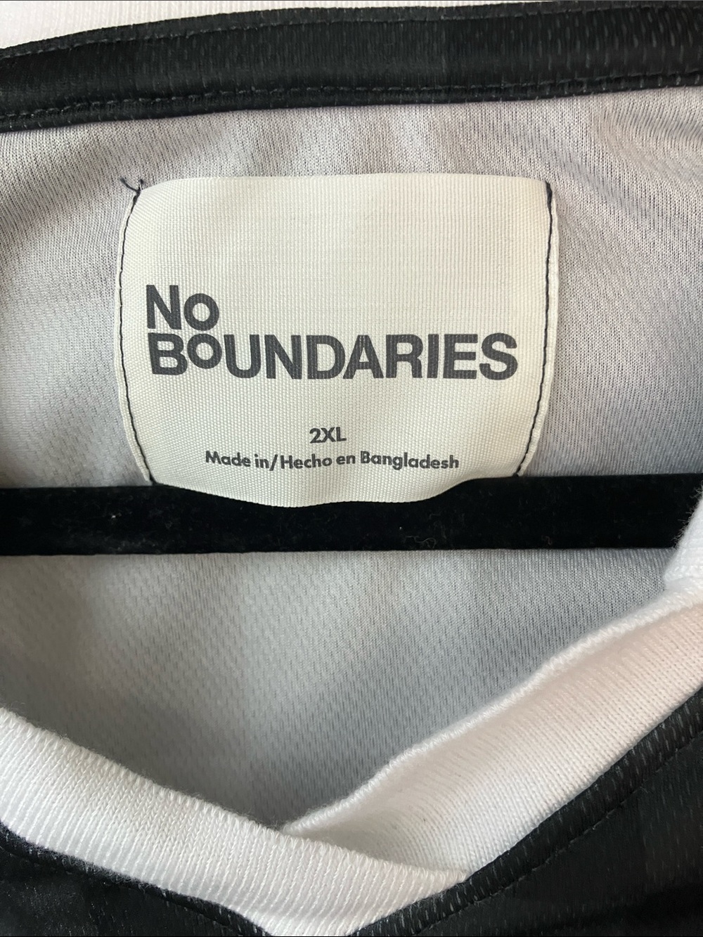 No Boundaries Black and White New York Soccer Jersey - Picture 2 of 10